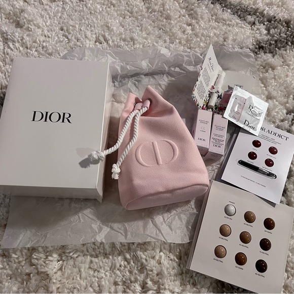 NIB Dior Makeup Pouch Pink Canvas Drawstring bag 17×11×6cm w/freebies - Picture 3 of 16